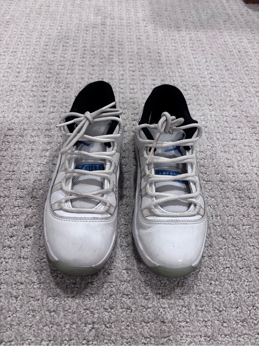 Air Jordan 11 Retro Low “Legend Blue” – 3Y / Women’s 4.5